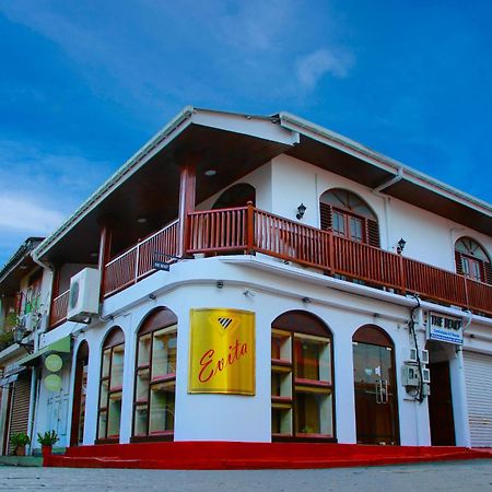 The Bend Hotel Гале Екстериор снимка