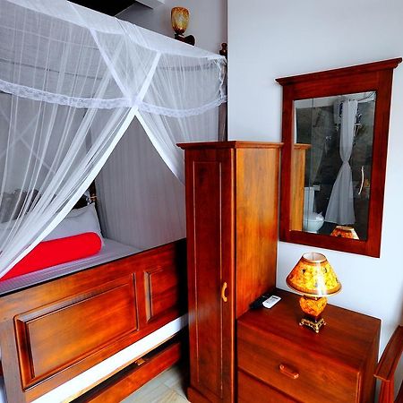 The Bend Hotel Гале Екстериор снимка