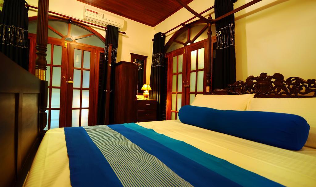The Bend Hotel Гале Екстериор снимка