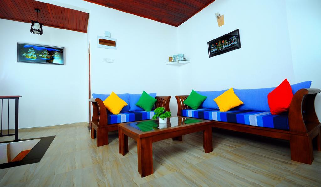 The Bend Hotel Гале Екстериор снимка
